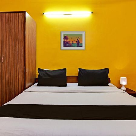 Hotel O Red Rose Near Noapara Metro Station Калькутта Экстерьер фото