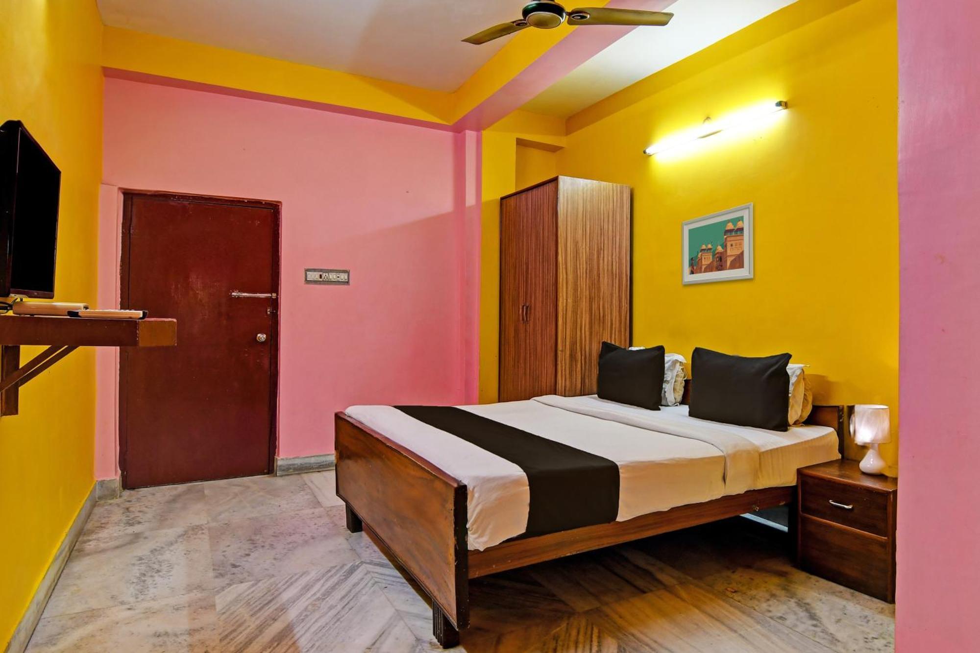 Hotel O Red Rose Near Noapara Metro Station Калькутта Экстерьер фото